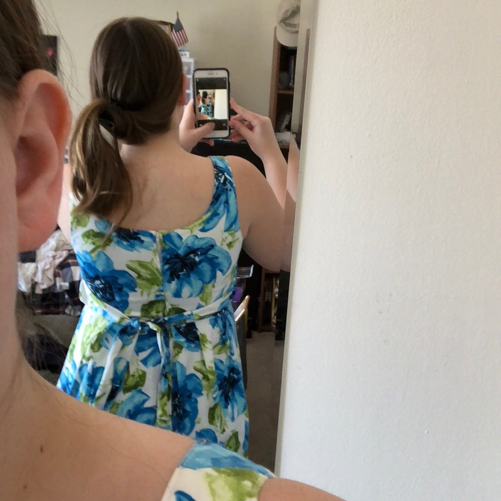 Flower Spring Dress - Picture 2 of 4